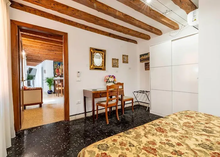 Ca' Mandorla 027042loc09523 Venedik