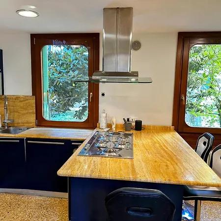 Appartement Ca' Mandorla 027042loc09523 *